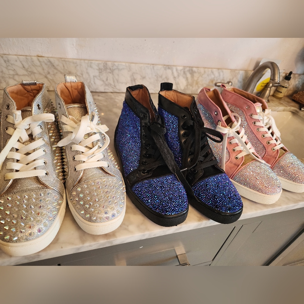 Stylish Women's Sneakers - Silver, Blue, Pink